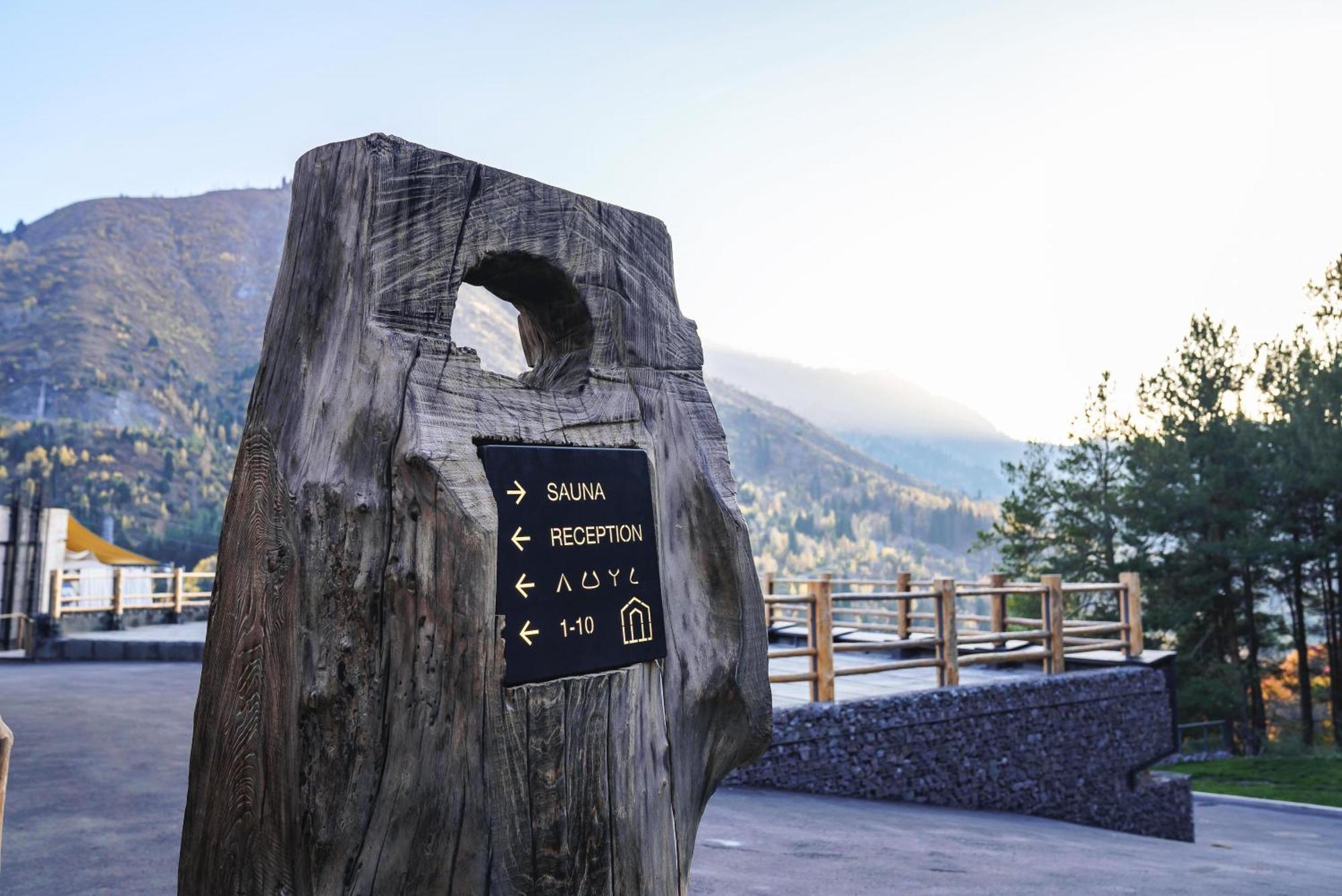 Qazaq Auyl Eco Hotel Almaty Exterior foto