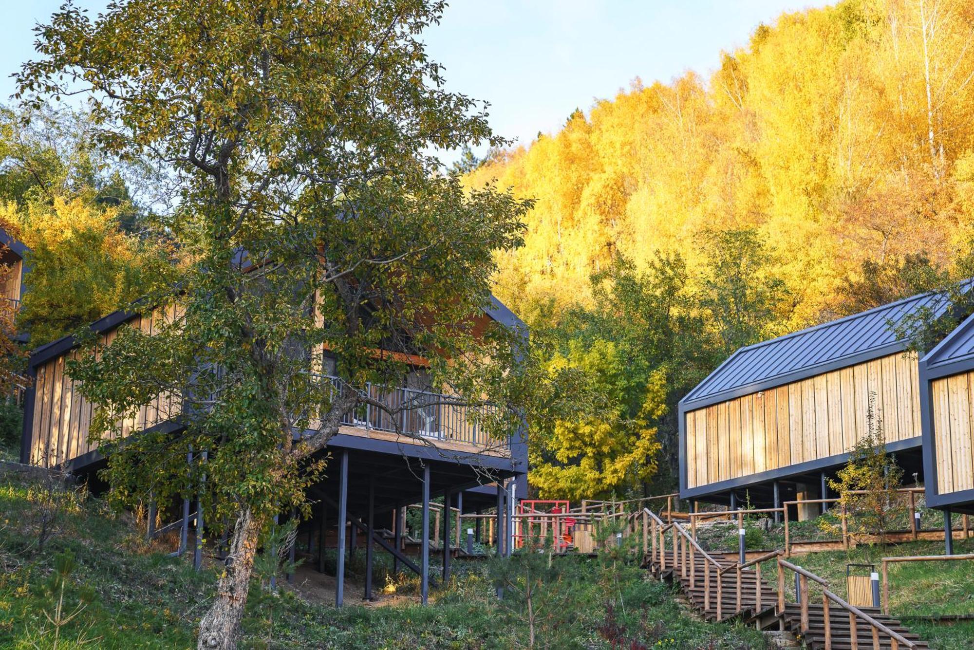 Qazaq Auyl Eco Hotel Almaty Exterior foto